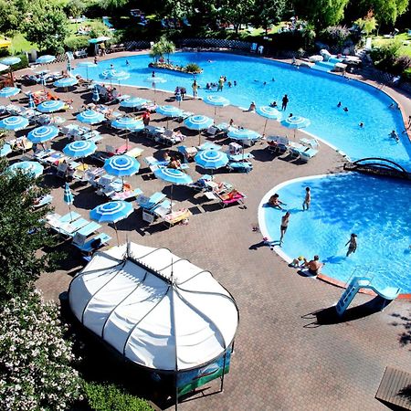 Centro Vacanze Сан-Марино Экстерьер фото